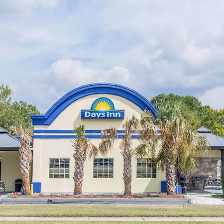 Days Inn By Wyndham Virginia Beach Town Center